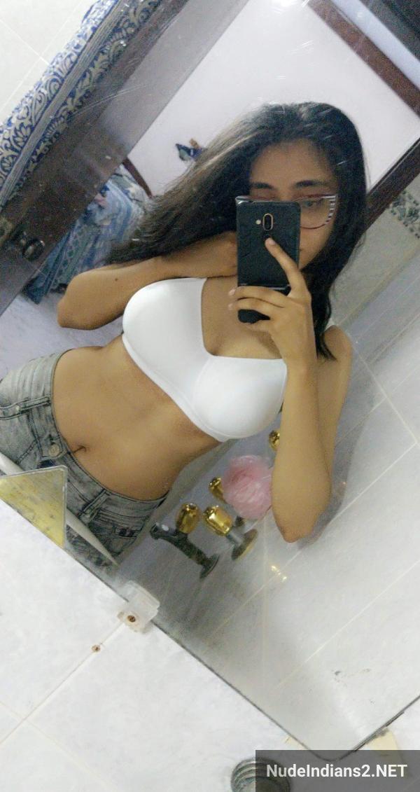 https://pub-5fcdf72a54cd4edbb03ec3edaa415a42.r2.dev/nakedleaks/islamic_girl_ayesha's_alluring_selfies_are_captivating/38.jpg