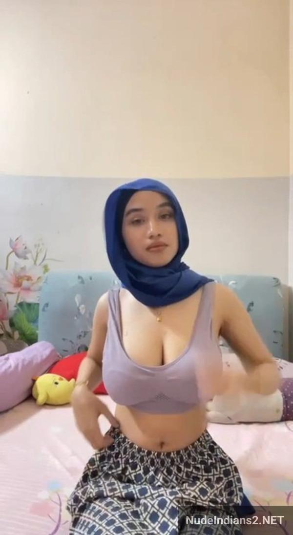 https://pub-5fcdf72a54cd4edbb03ec3edaa415a42.r2.dev/nakedleaks/islamic_nri_sensation_nazia_mahmud_flaunts_impressive_bosom_in_hijab/0.jpg