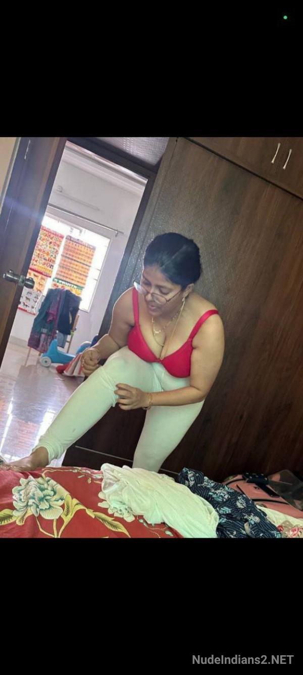 https://pub-5fcdf72a54cd4edbb03ec3edaa415a42.r2.dev/nakedleaks/kannada_aunty_vasundhara's_private_photoshoot_with_boyfriend/11.jpg