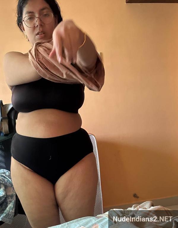 https://pub-5fcdf72a54cd4edbb03ec3edaa415a42.r2.dev/nakedleaks/kannada_aunty_vasundhara's_private_photoshoot_with_boyfriend/20.jpg