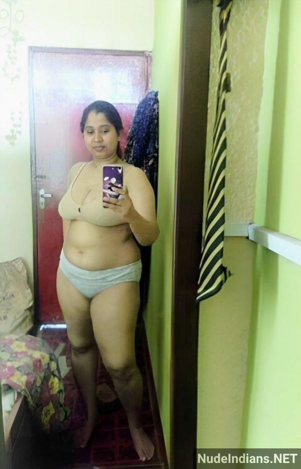 https://pub-5fcdf72a54cd4edbb03ec3edaa415a42.r2.dev/nakedleaks/kannada_housewife's_bold_move_to_seduce_lover/10.jpg