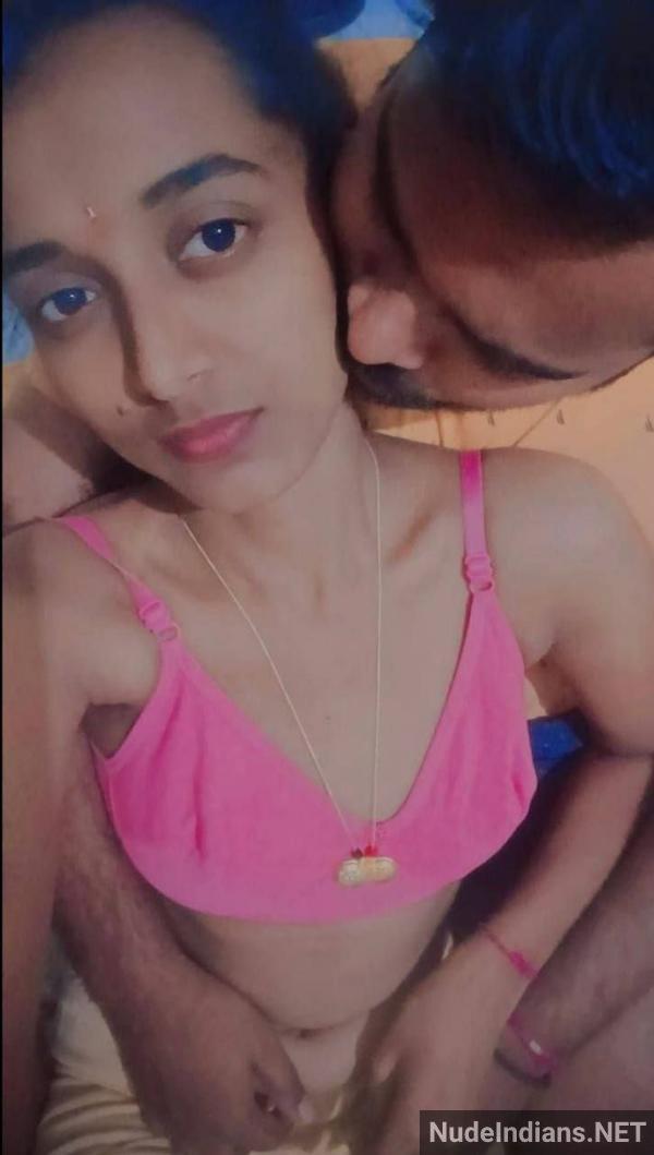 https://pub-5fcdf72a54cd4edbb03ec3edaa415a42.r2.dev/nakedleaks/kannada_ravi's_wife_revathi_remains_devoted_post-marriage/1.jpg