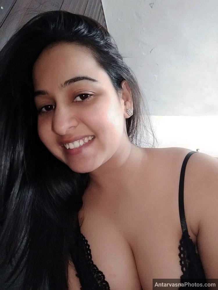 https://pub-5fcdf72a54cd4edbb03ec3edaa415a42.r2.dev/nakedleaks/kanpur_bhabhi_exposing_sensual_nude_photos/7.jpg