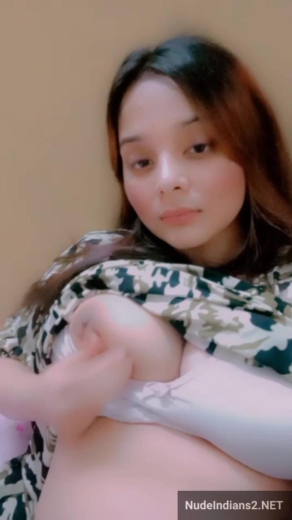 https://pub-5fcdf72a54cd4edbb03ec3edaa415a42.r2.dev/nakedleaks/kanpur_islamic_gf_sofiya_reveals_busty_figure_without_bra/4.jpg