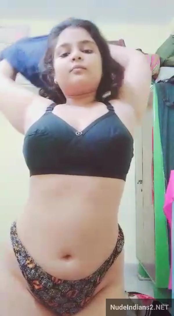 https://pub-5fcdf72a54cd4edbb03ec3edaa415a42.r2.dev/nakedleaks/kanpur_voluptuous_girlfriend_payal_flaunts_seductive_figure/2.jpg