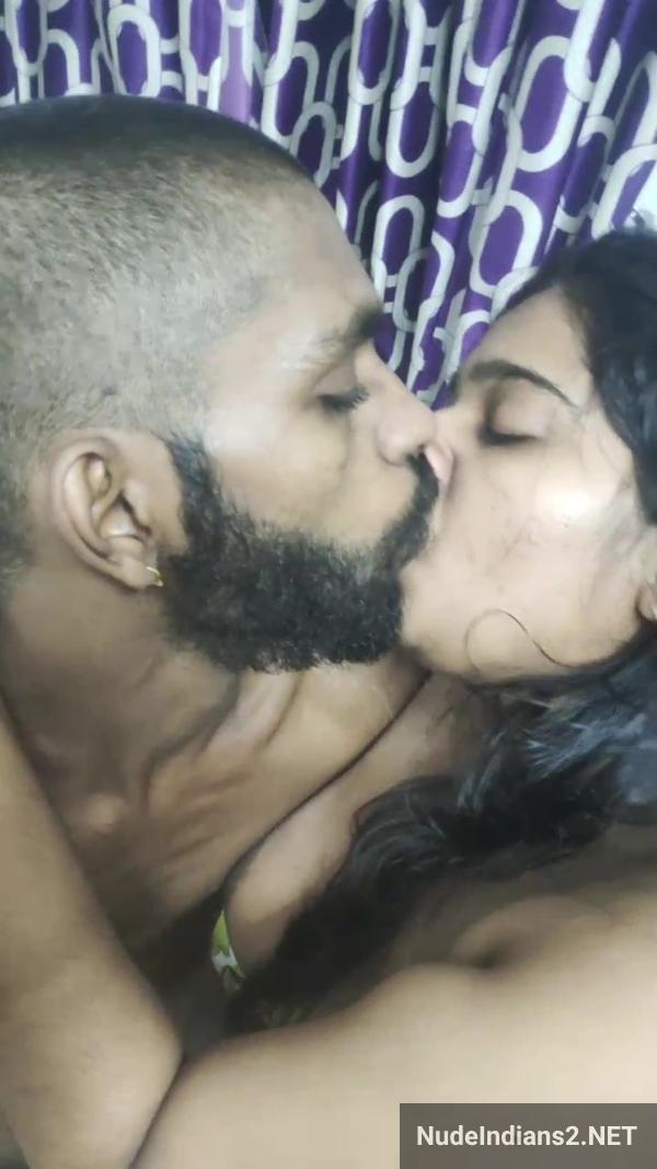 https://pub-5fcdf72a54cd4edbb03ec3edaa415a42.r2.dev/nakedleaks/kavya_nair:_intimate_moments_with_college_lover_revealed/30.jpg