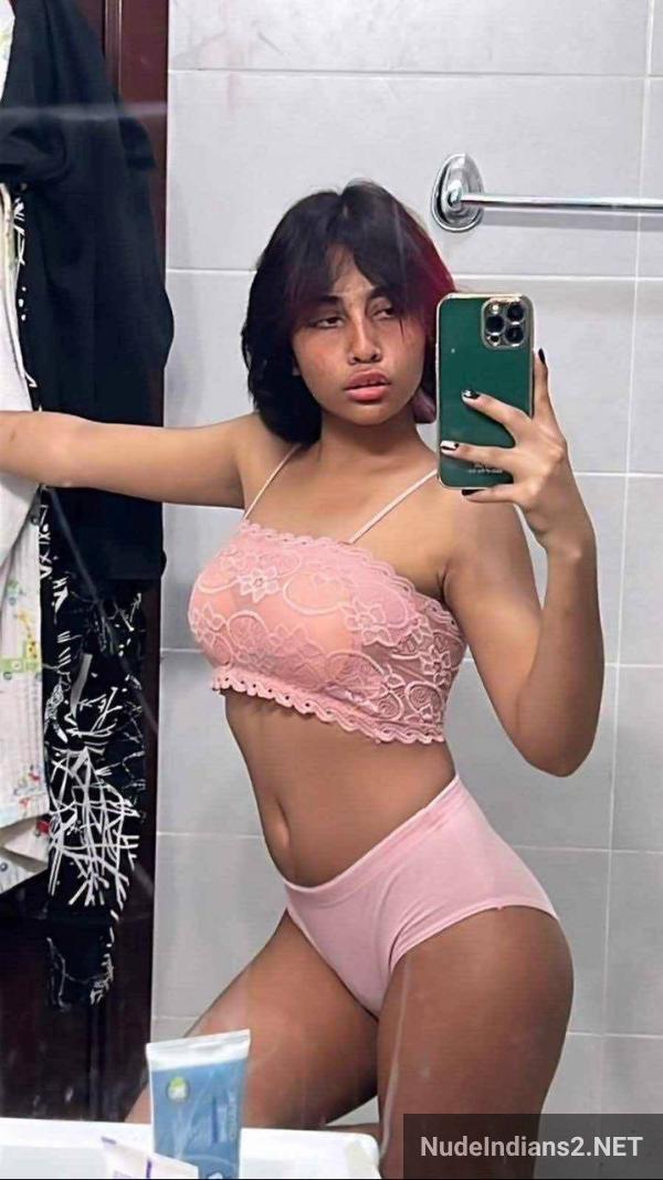 https://pub-5fcdf72a54cd4edbb03ec3edaa415a42.r2.dev/nakedleaks/kerala_college_babe_reveals_athletic_nude_selfies/0.jpg