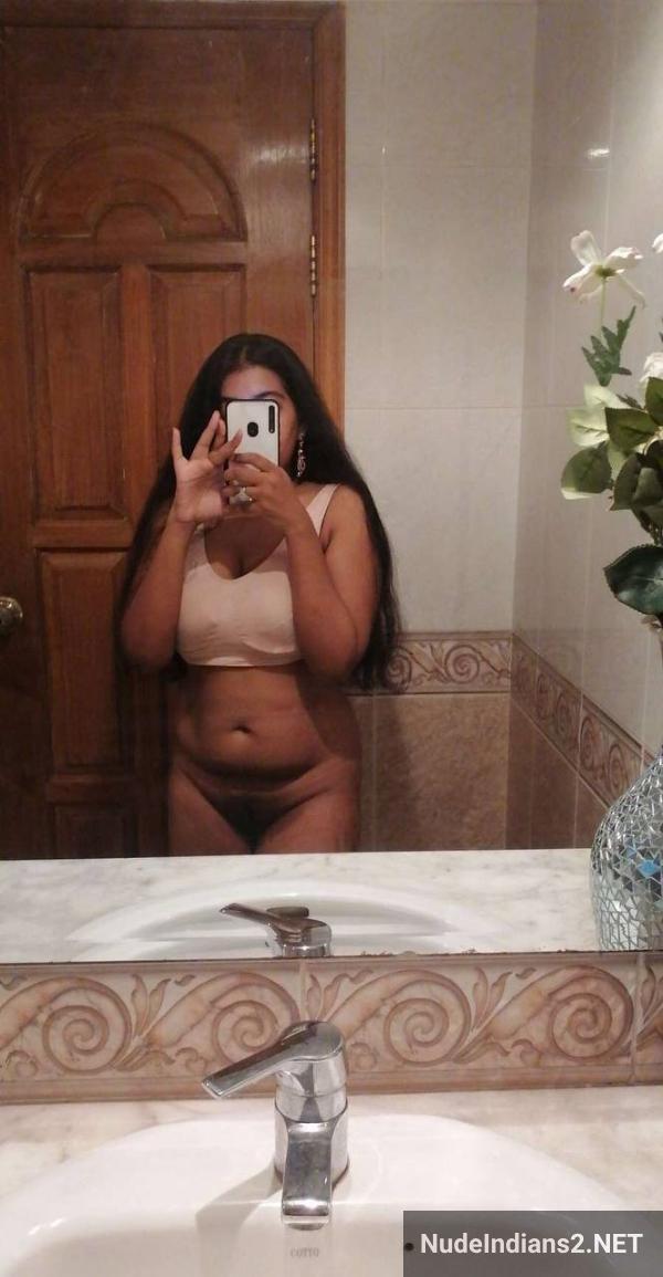 https://pub-5fcdf72a54cd4edbb03ec3edaa415a42.r2.dev/nakedleaks/kerala_girl_shreelata_nair_reveals_voluptuous_form_in_pictures/30.jpg
