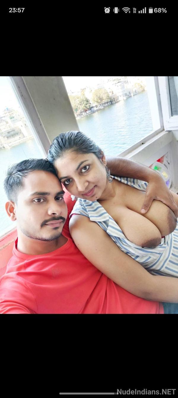 https://pub-5fcdf72a54cd4edbb03ec3edaa415a42.r2.dev/nakedleaks/kerala_married_woman_dhanashree's_intimate_photos_on_honeymoon/23.jpg