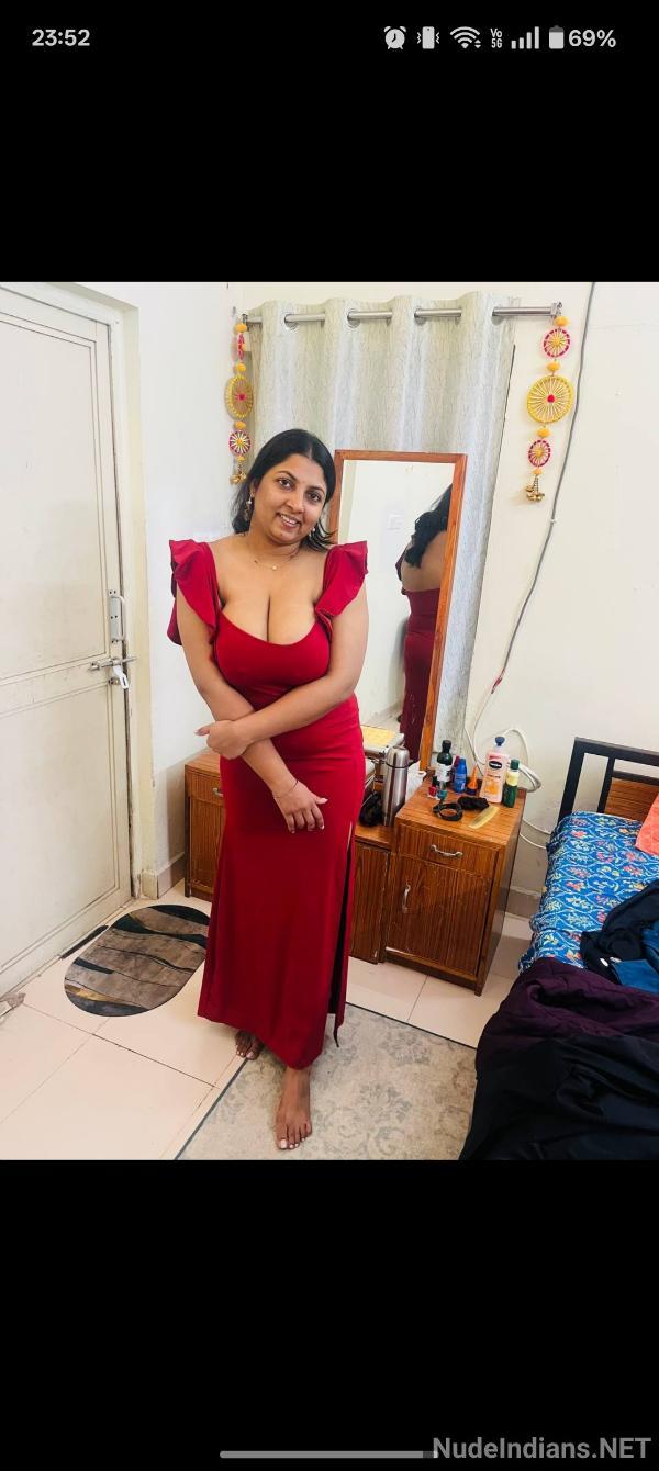 https://pub-5fcdf72a54cd4edbb03ec3edaa415a42.r2.dev/nakedleaks/kerala_married_woman_dhanashree's_intimate_photos_on_honeymoon/25.jpg