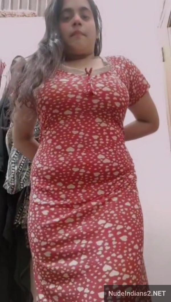 https://pub-5fcdf72a54cd4edbb03ec3edaa415a42.r2.dev/nakedleaks/kochi_beauty_shraddha_nair_captures_nightly_selfies_of_curves/0.jpg