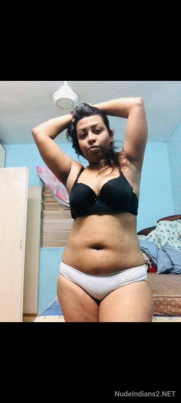 https://pub-5fcdf72a54cd4edbb03ec3edaa415a42.r2.dev/nakedleaks/kochi_bhabhi_revathi_nambiar_intimate_photos_sent_to_superior/11.jpg