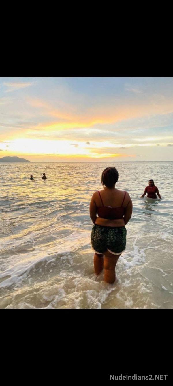 https://pub-5fcdf72a54cd4edbb03ec3edaa415a42.r2.dev/nakedleaks/kochi_bhabhi_revathi_nambiar_intimate_photos_sent_to_superior/6.jpg