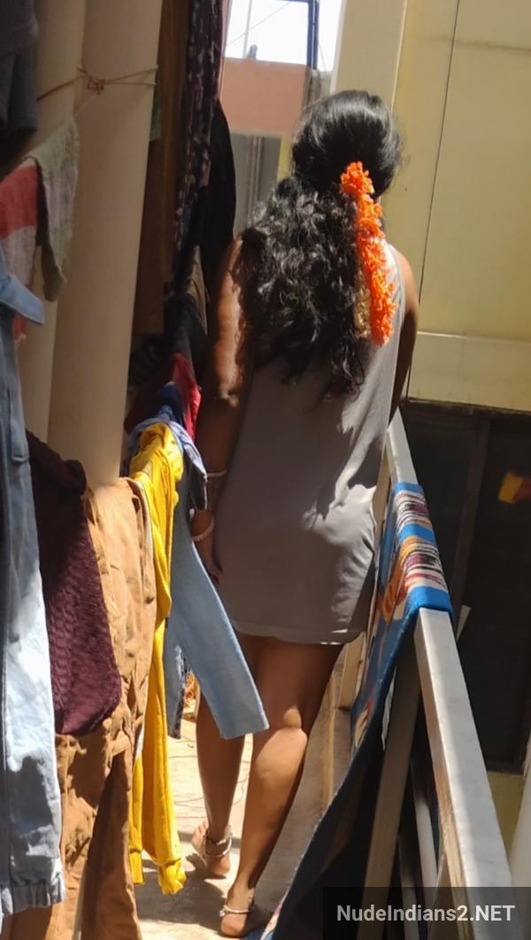 https://pub-5fcdf72a54cd4edbb03ec3edaa415a42.r2.dev/nakedleaks/kochi_wife_kavya's_provocative_nude_self-portraits/145.jpg
