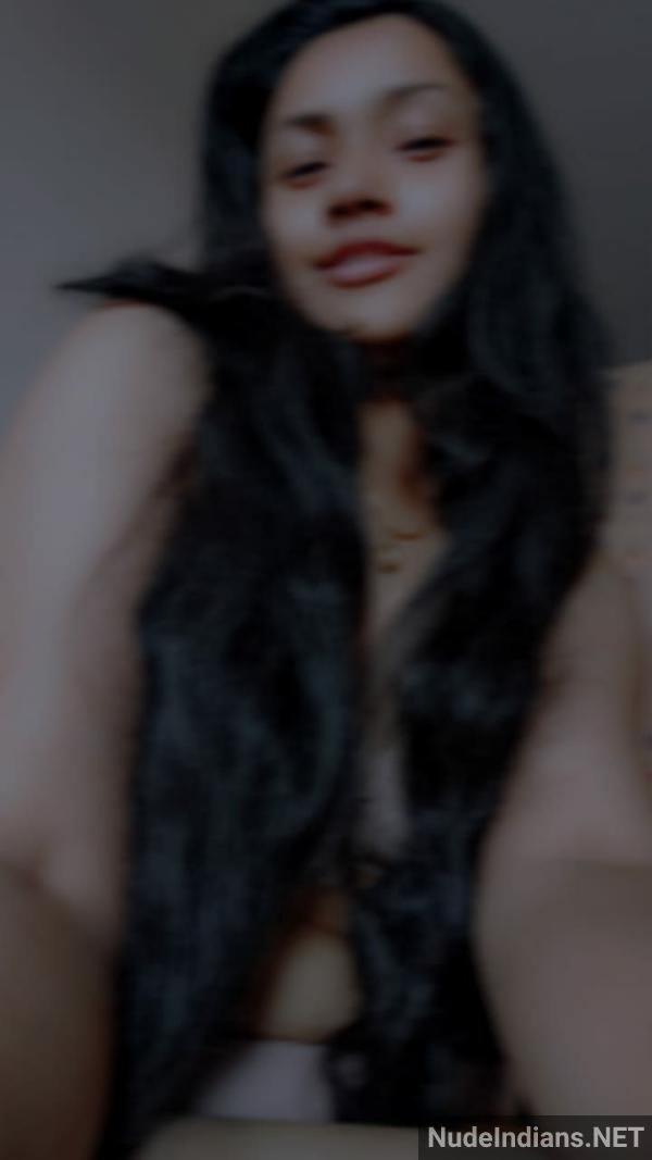 https://pub-5fcdf72a54cd4edbb03ec3edaa415a42.r2.dev/nakedleaks/kolkata_girl_monisha_flaunts_lingerie_and_body_for_her_boyfriend/0.jpg