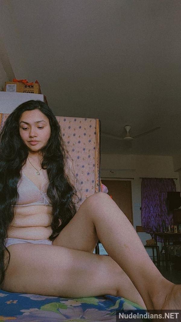 https://pub-5fcdf72a54cd4edbb03ec3edaa415a42.r2.dev/nakedleaks/kolkata_girl_monisha_flaunts_lingerie_and_body_for_her_boyfriend/14.jpg