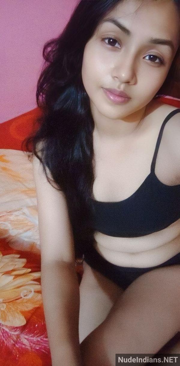 https://pub-5fcdf72a54cd4edbb03ec3edaa415a42.r2.dev/nakedleaks/kolkata_girl_monisha_flaunts_lingerie_and_body_for_her_boyfriend/16.jpg