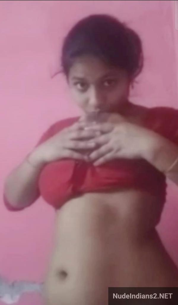 https://pub-5fcdf72a54cd4edbb03ec3edaa415a42.r2.dev/nakedleaks/kolkata_seductive_wife_urmila_roy_flaunts_busty_physique_in_intimate_photos/18.jpg