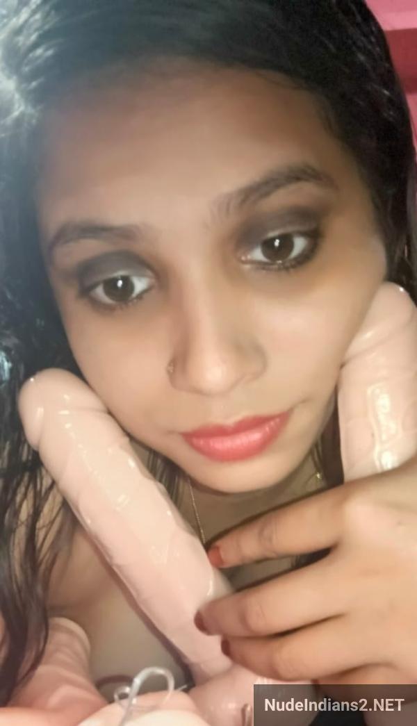 https://pub-5fcdf72a54cd4edbb03ec3edaa415a42.r2.dev/nakedleaks/kolkata_seductive_wife_urmila_roy_flaunts_busty_physique_in_intimate_photos/6.jpg
