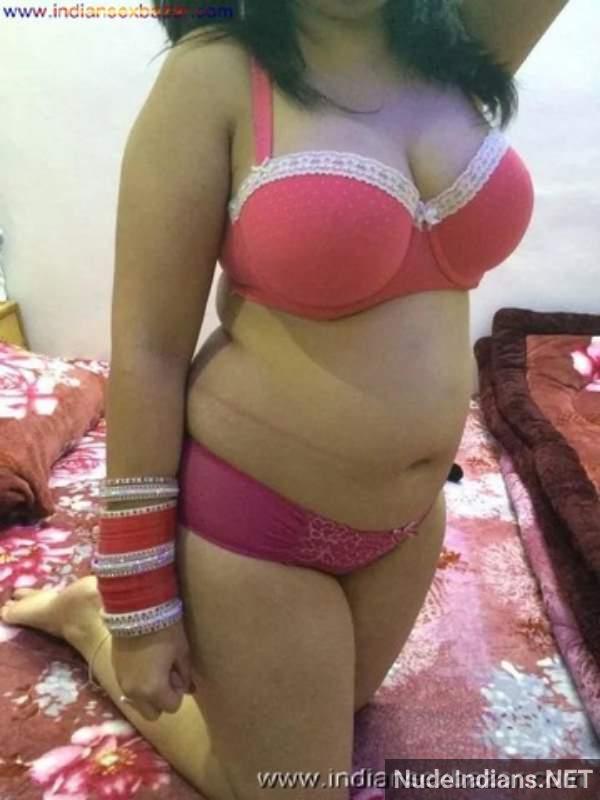 https://pub-5fcdf72a54cd4edbb03ec3edaa415a42.r2.dev/nakedleaks/large_breast_naked_housewives_porn_collection/37.jpg
