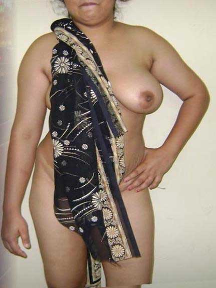 https://pub-5fcdf72a54cd4edbb03ec3edaa415a42.r2.dev/nakedleaks/large_chested_indian_bhabhi's_intense_imagery/6.jpg
