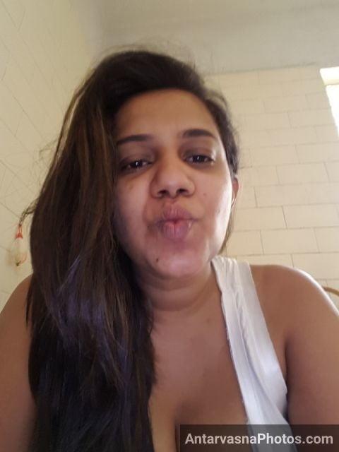 https://pub-5fcdf72a54cd4edbb03ec3edaa415a42.r2.dev/nakedleaks/large_desi_bosom_-_collection_of_28_bhabhi_xxx_images/6.jpg
