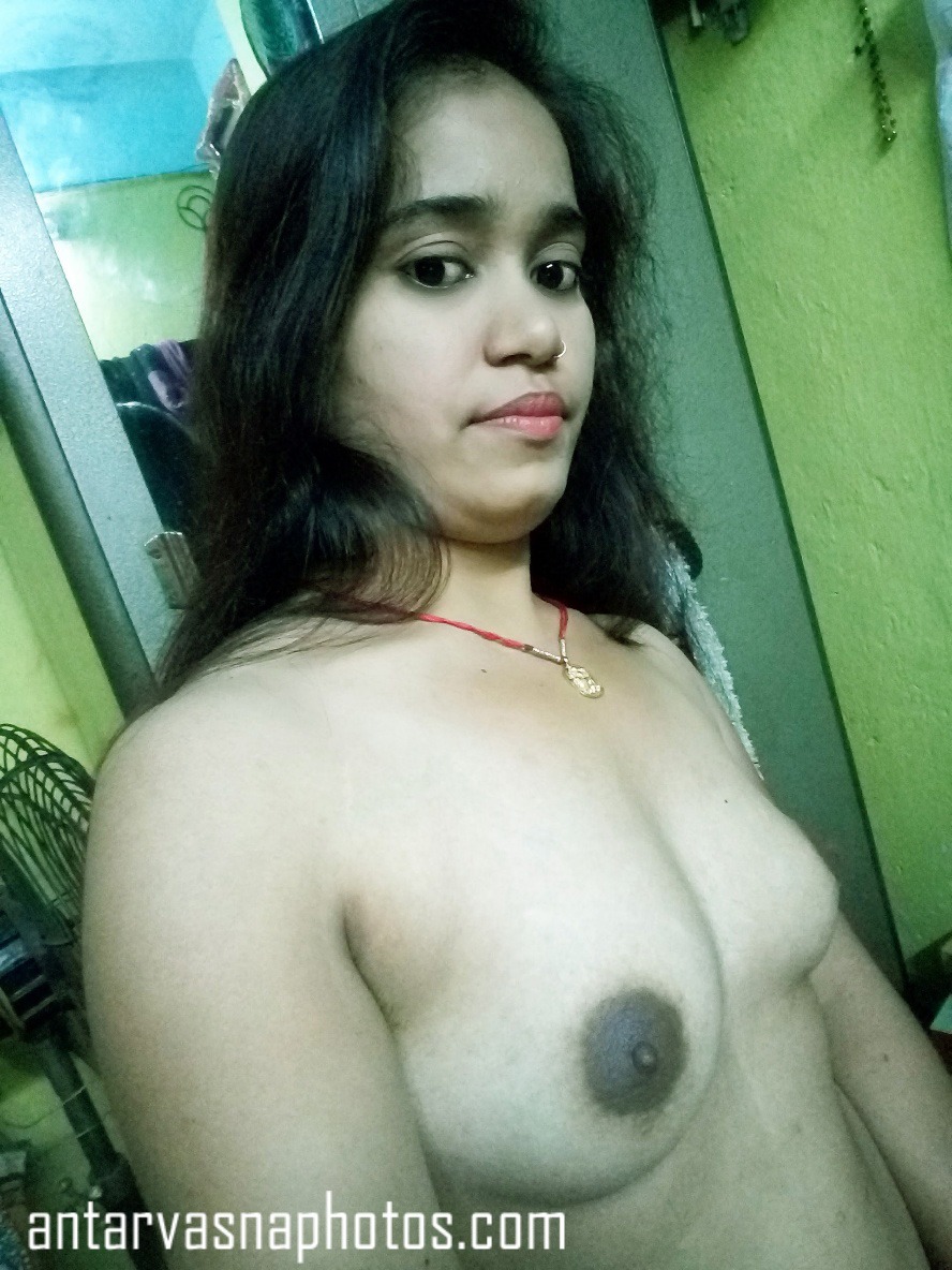 https://pub-5fcdf72a54cd4edbb03ec3edaa415a42.r2.dev/nakedleaks/latest_indian_busty_photos/5.jpg