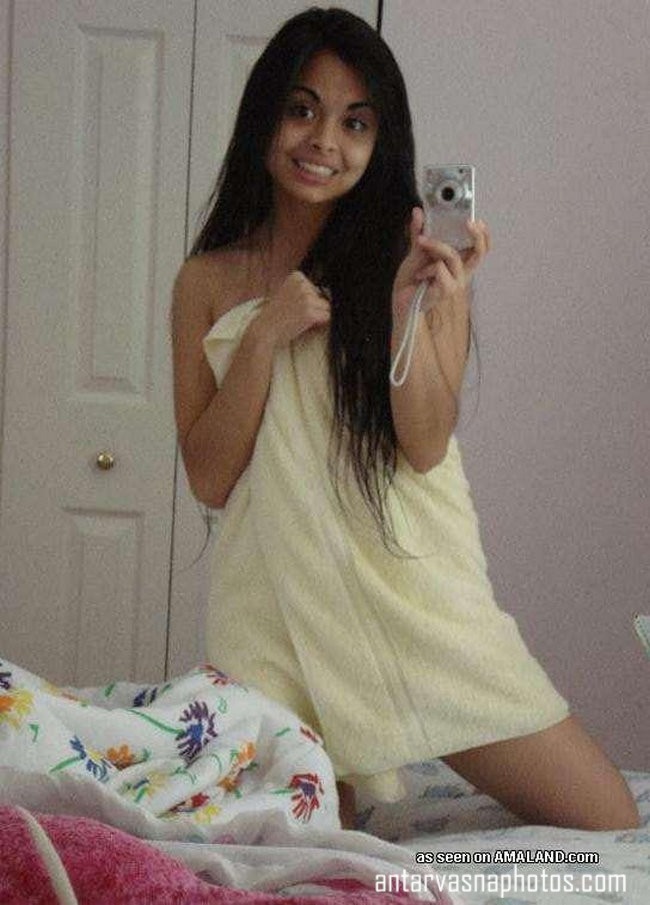 https://pub-5fcdf72a54cd4edbb03ec3edaa415a42.r2.dev/nakedleaks/latest_nude_photos_of_indian_girls_in_2019/3.jpg