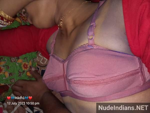 https://pub-5fcdf72a54cd4edbb03ec3edaa415a42.r2.dev/nakedleaks/leaked_online:_indian_couple's_explicit_photo_gallery_of_intimate_moments/27.jpg