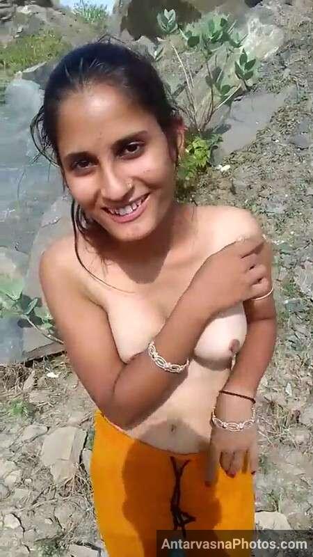 https://pub-5fcdf72a54cd4edbb03ec3edaa415a42.r2.dev/nakedleaks/learning_to_ride_a_scooty_with_a_bold_sali!/4.jpg