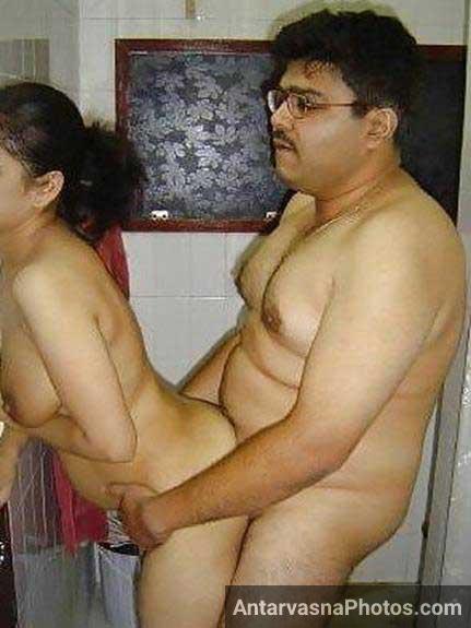 https://pub-5fcdf72a54cd4edbb03ec3edaa415a42.r2.dev/nakedleaks/madhuri's_encounter_with_an_unpleasant_boss/8.jpg