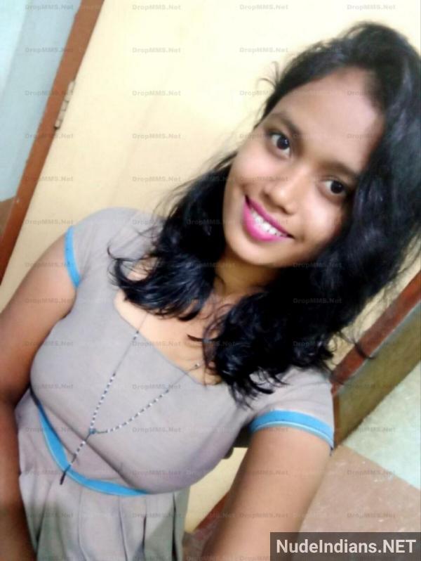https://pub-5fcdf72a54cd4edbb03ec3edaa415a42.r2.dev/nakedleaks/malayali_partner_reveals_breasts_and_buttocks_to_boyfriend_at_work/16.jpg