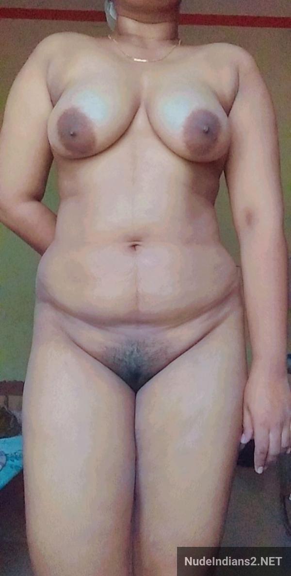 https://pub-5fcdf72a54cd4edbb03ec3edaa415a42.r2.dev/nakedleaks/mallu_student_mohini_reveals_all_to_instructor/3.jpg
