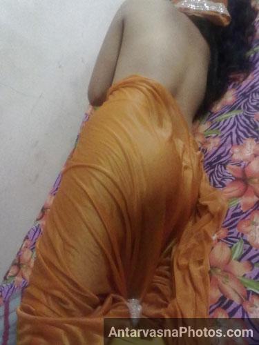 https://pub-5fcdf72a54cd4edbb03ec3edaa415a42.r2.dev/nakedleaks/mamta_bhauji_reveals_all_–_indian_amateur_photos/3.jpg