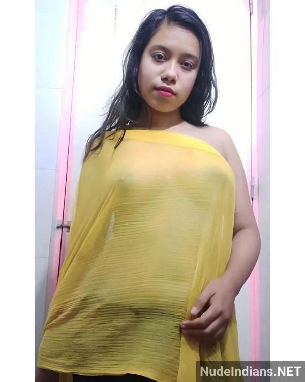 https://pub-5fcdf72a54cd4edbb03ec3edaa415a42.r2.dev/nakedleaks/manipuri_girl's_provocative_photos_in_lingerie_for_desi_boys/43.jpg