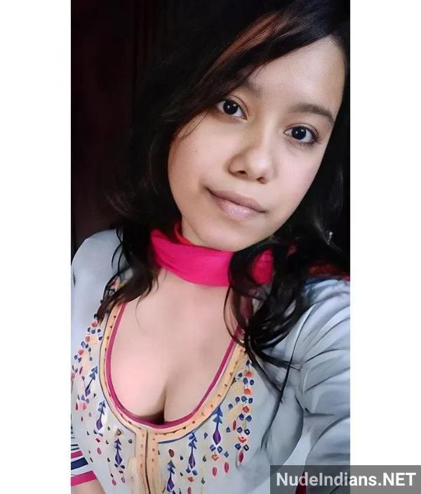 https://pub-5fcdf72a54cd4edbb03ec3edaa415a42.r2.dev/nakedleaks/manipuri_girl's_provocative_photos_in_lingerie_for_desi_boys/47.jpg