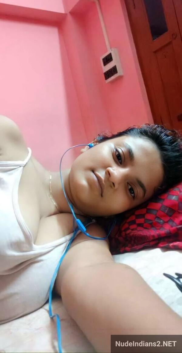 https://pub-5fcdf72a54cd4edbb03ec3edaa415a42.r2.dev/nakedleaks/manisha_jha_from_kanpur_reveals_her_busty_surprise_to_pubg_companion/6.jpg