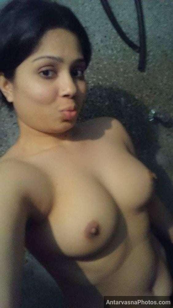 https://pub-5fcdf72a54cd4edbb03ec3edaa415a42.r2.dev/nakedleaks/marathi_bhabhi's_intimate_selfies_sent_to_lover/14.jpg