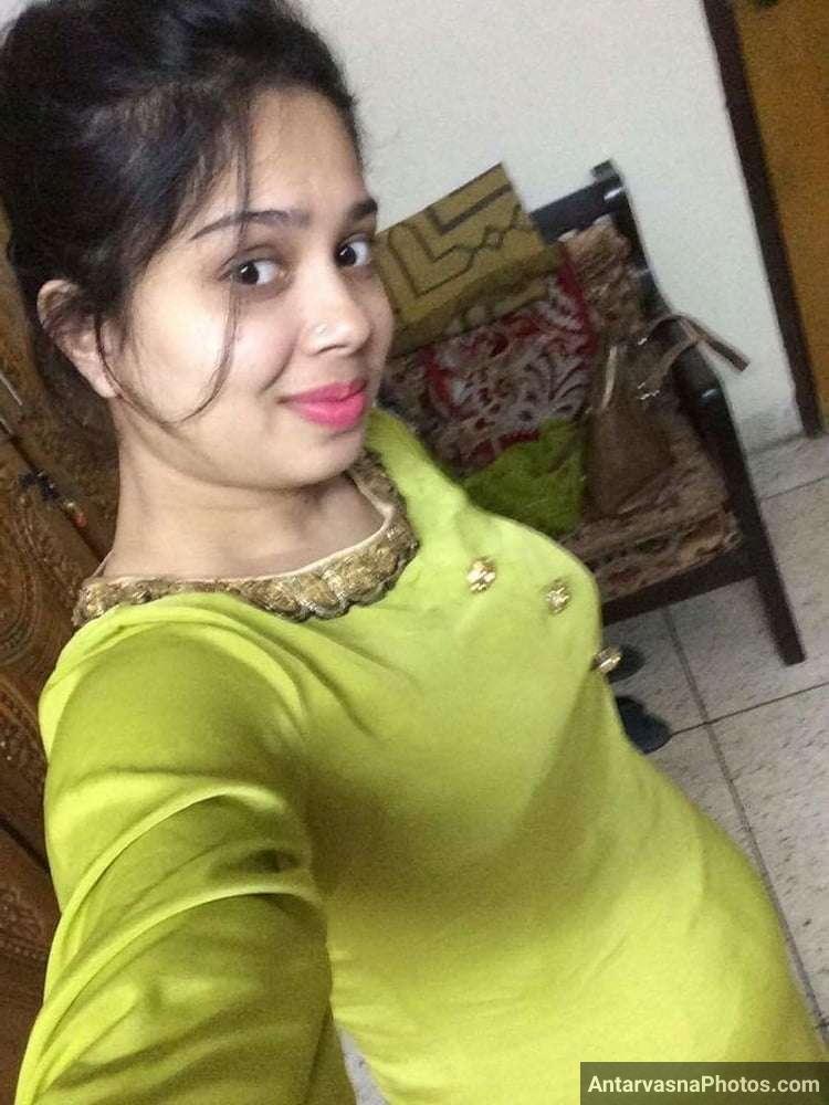https://pub-5fcdf72a54cd4edbb03ec3edaa415a42.r2.dev/nakedleaks/marathi_bhabhi's_intimate_selfies_sent_to_lover/55.jpg
