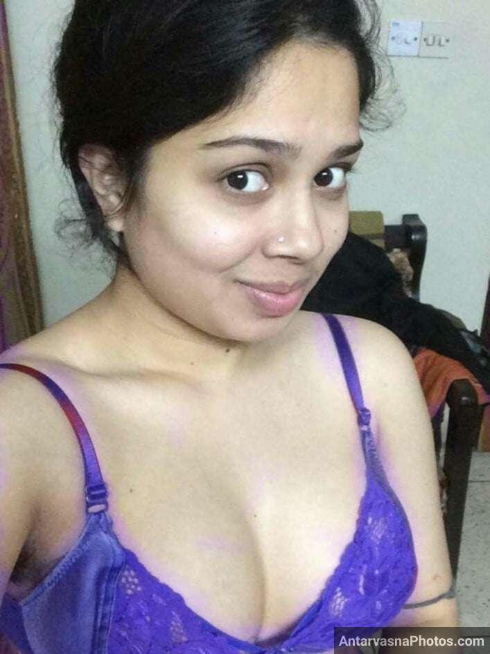 https://pub-5fcdf72a54cd4edbb03ec3edaa415a42.r2.dev/nakedleaks/marathi_bhabhi's_intimate_selfies_sent_to_lover/66.jpg