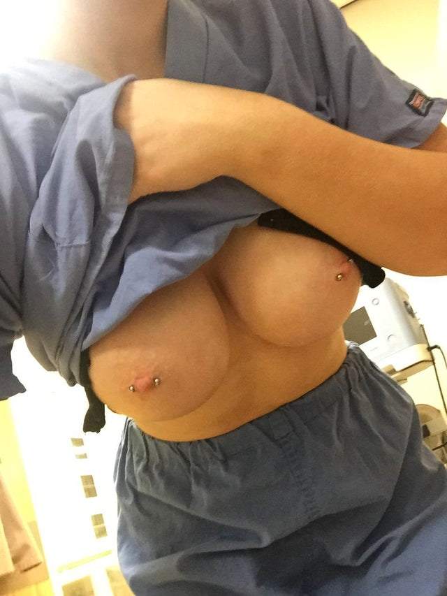https://pub-5fcdf72a54cd4edbb03ec3edaa415a42.r2.dev/nakedleaks/meeta_aunt's_indian_big_bosom_photos/7.jpg