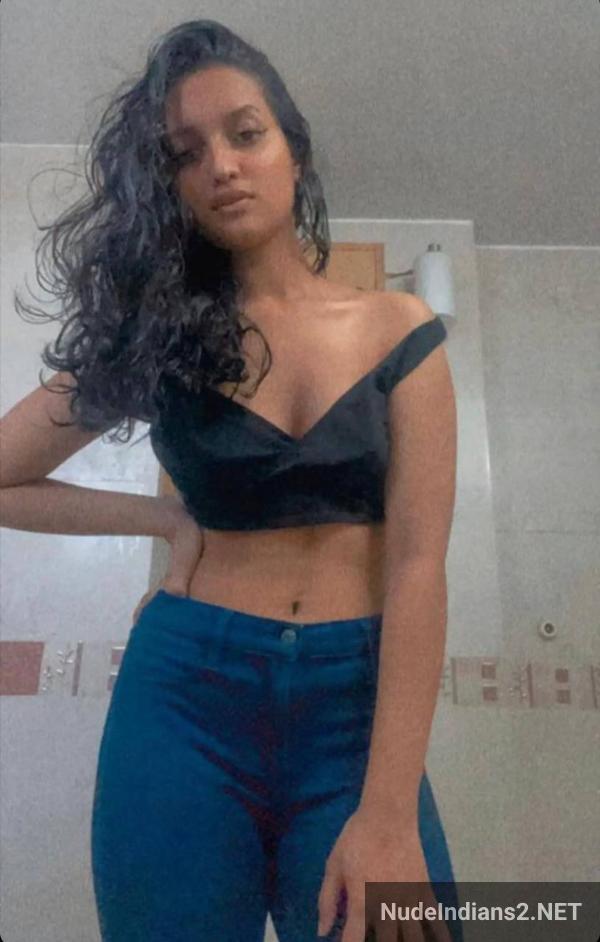 https://pub-5fcdf72a54cd4edbb03ec3edaa415a42.r2.dev/nakedleaks/mumbai_chick_divya_pathak_bold_photos_in_lingerie_and_nude/23.jpg