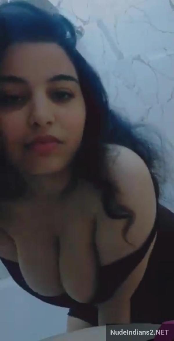 https://pub-5fcdf72a54cd4edbb03ec3edaa415a42.r2.dev/nakedleaks/muslim_beauty_sania_ashiq_showcasing_milky_white_body_in_selfies/13.jpg