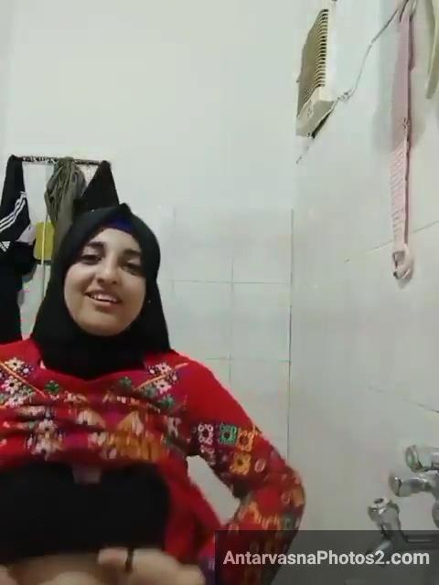https://pub-5fcdf72a54cd4edbb03ec3edaa415a42.r2.dev/nakedleaks/muslim_bhabhi's_steamy_self-photos/6.jpg