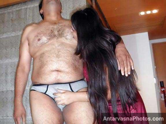 https://pub-5fcdf72a54cd4edbb03ec3edaa415a42.r2.dev/nakedleaks/my_boss's_thirst_for_my_indian_pleasure/2.jpg