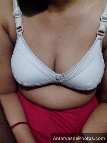 https://pub-5fcdf72a54cd4edbb03ec3edaa415a42.r2.dev/nakedleaks/my_indian_spouse's_allure/0.jpg