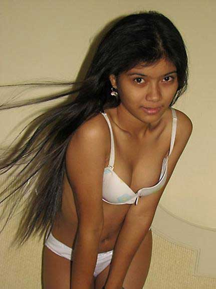 My Partner: the Sizzling Indian Beauty Rashmi