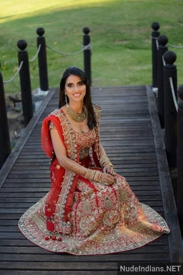https://pub-5fcdf72a54cd4edbb03ec3edaa415a42.r2.dev/nakedleaks/my_wife's_affair:_poonam's_secret_relationship_with_her_boss/15.jpg