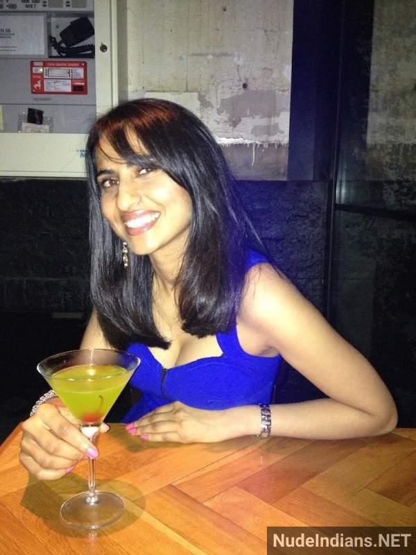 https://pub-5fcdf72a54cd4edbb03ec3edaa415a42.r2.dev/nakedleaks/my_wife's_affair:_poonam's_secret_relationship_with_her_boss/18.jpg