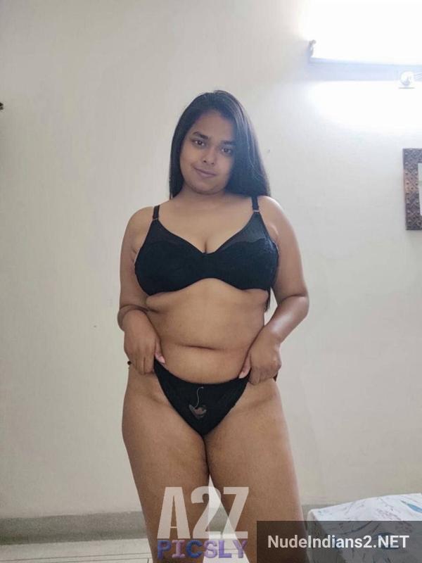 https://pub-5fcdf72a54cd4edbb03ec3edaa415a42.r2.dev/nakedleaks/nadira_khan_from_agra:_busty_cousin_with_plump_body_snaps/15.jpg